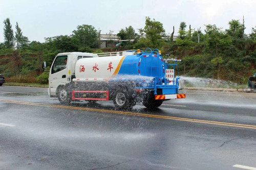 凱馬5噸灑水車,5立方灑水車