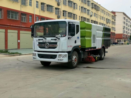 東風(fēng)D9洗掃車-8方洗掃車
