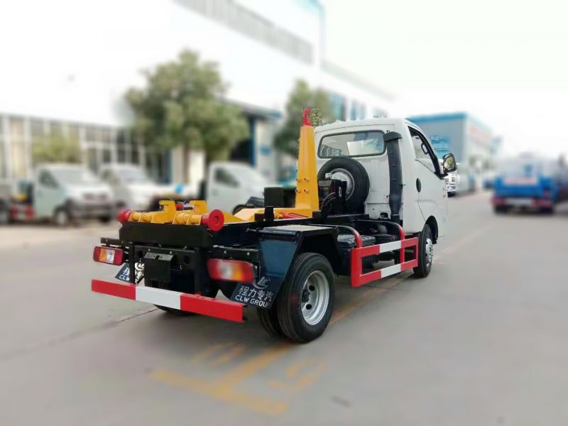 福田康瑞3方勾臂式垃圾車-3立方勾臂式垃圾車