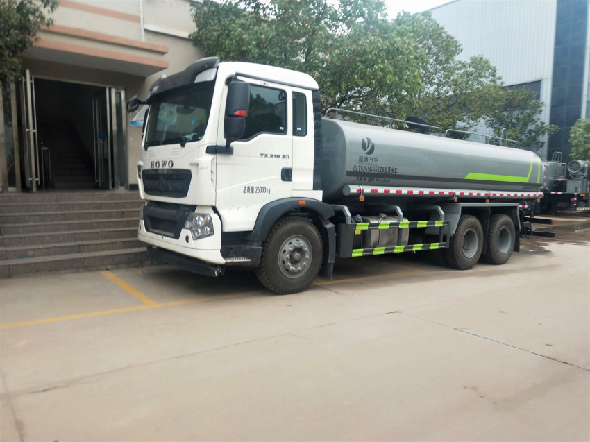 重汽20噸灑水車-重汽20立方灑水車