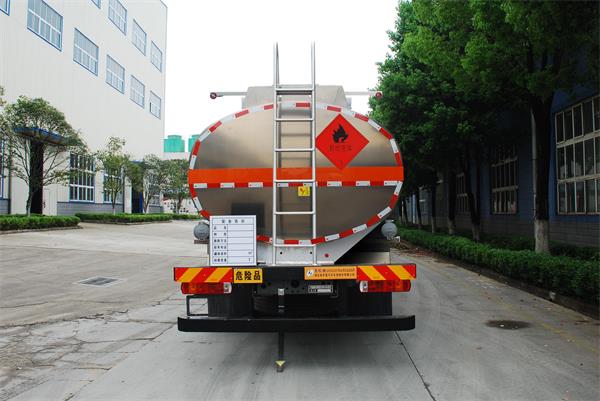 齊星牌QXC5322GYYBZ6型鋁合金運油車