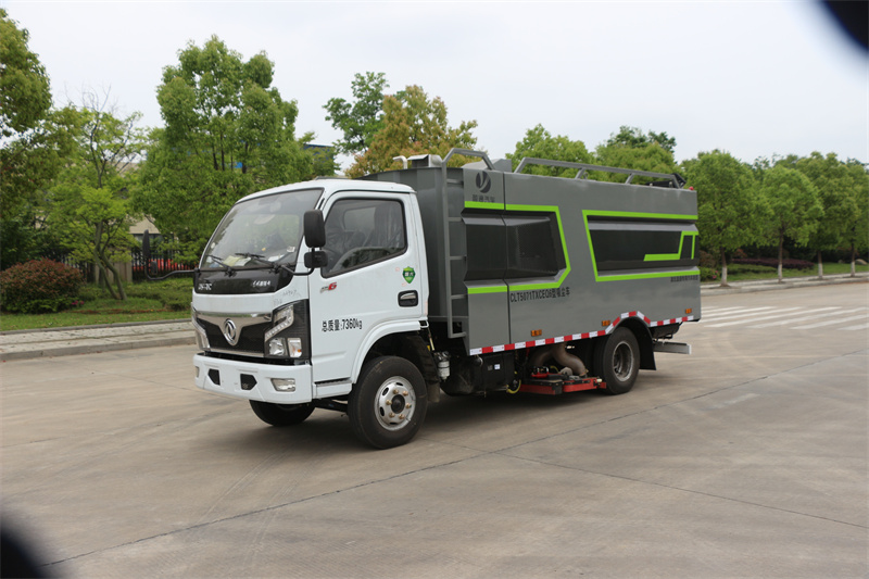 東風 3308 軸距吸塵車產品介紹-東風路面清掃車