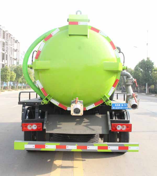 福田4.5方吸污車-4.5方吸污車價格報價-湖北盈通吸污車生產廠家