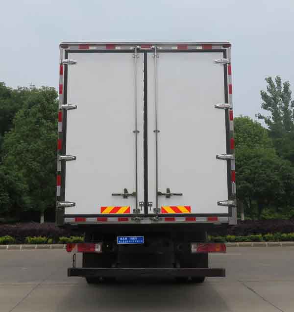 福田6.8米冷藏車-縱昂牌CLT5180XLCBJ6型冷藏車廠家報價-湖北盈通